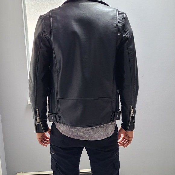 SOLD - Picture 2 of 7